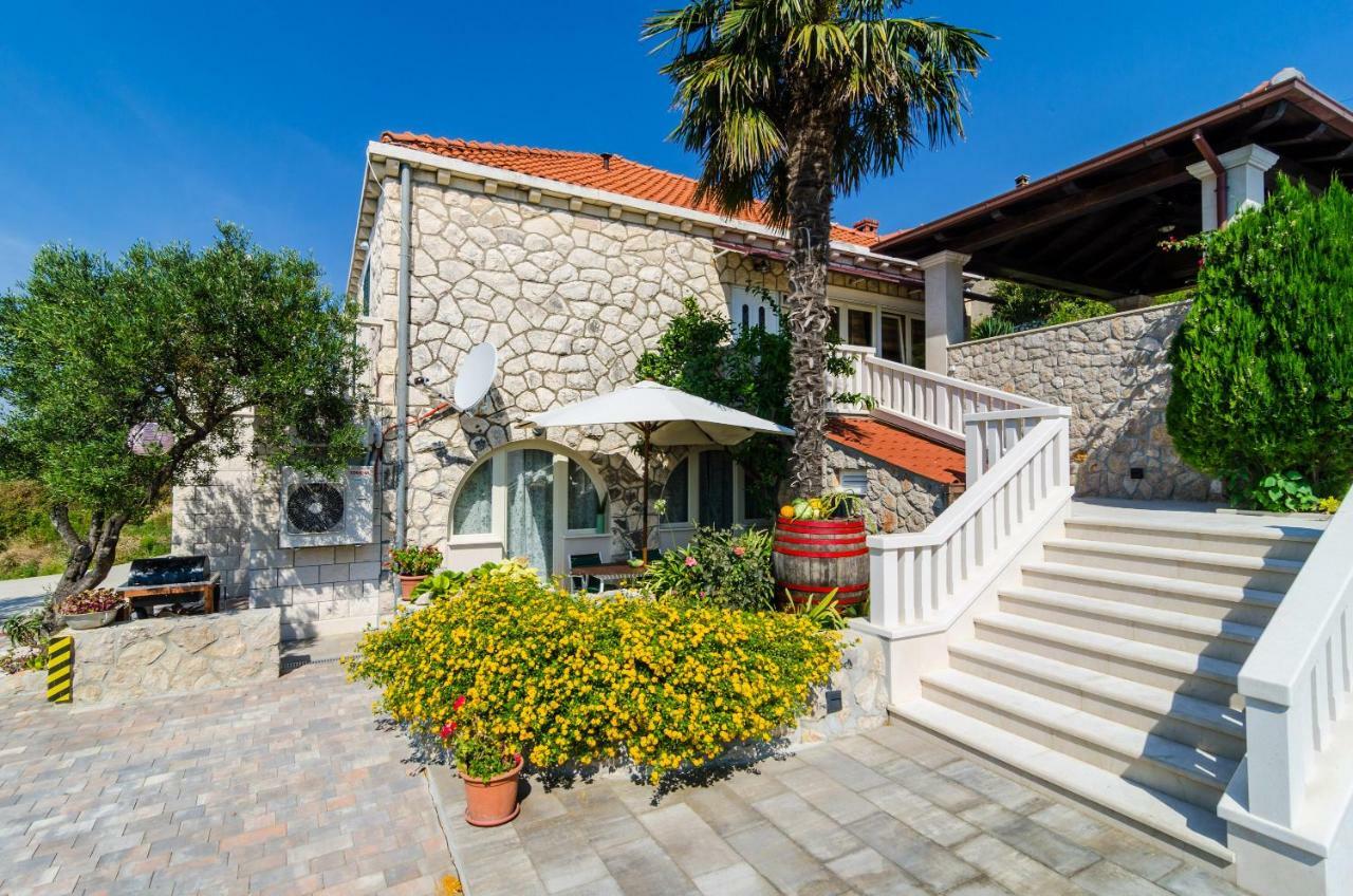 Villa La Vagabonda Орашац Экстерьер фото